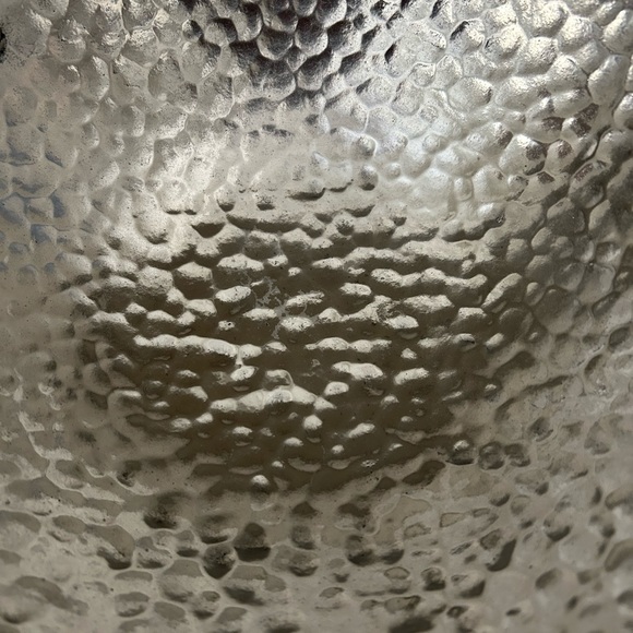 Arthur Court Retired 2000 Large Hammered Aluminum Footed Leopard Bowl - Picture 3 of 9